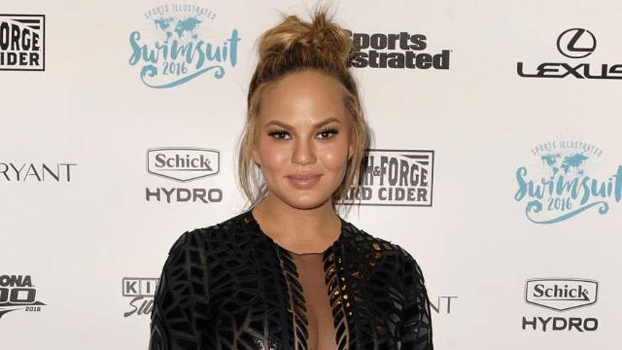 1280_chrissy_teigen_getty511247446_ren640